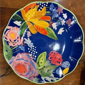 SOLD The Pioneer Woman dinner plates, set of four (4), in the Celia pattern.